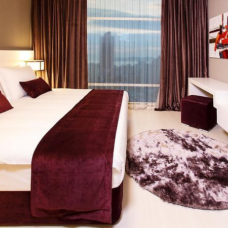 Flora Suites Atasehir Istanbulská provincie Exteriér fotografie