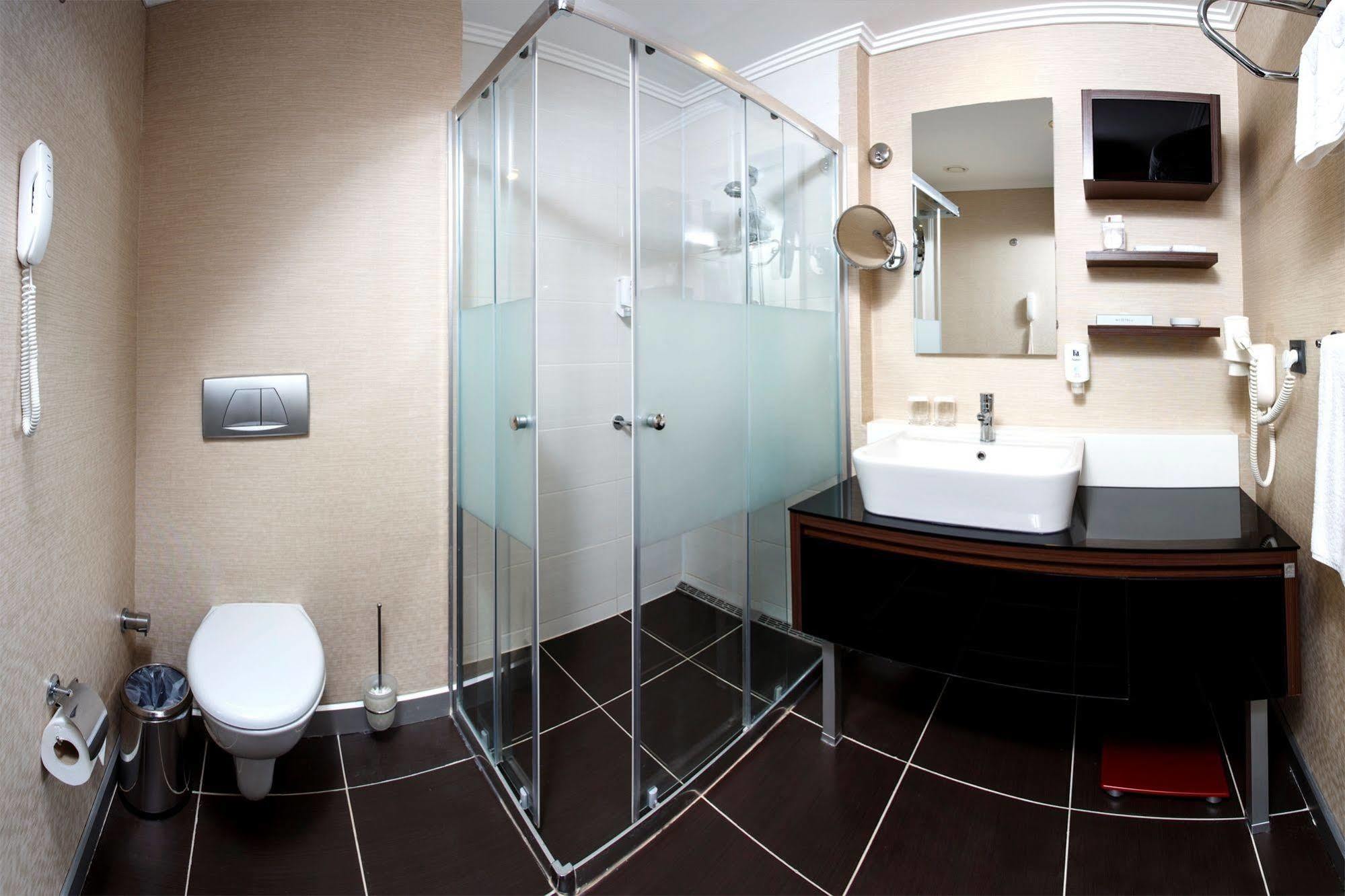 Flora Suites Atasehir Istanbulská provincie Exteriér fotografie